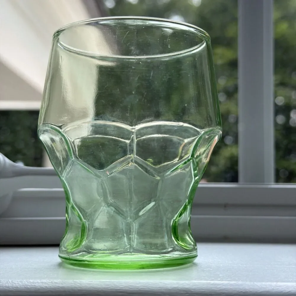Vintage Depression Georgian Honeycomb 4” Green Uranium Glass Tumbler GLOWS